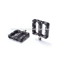 Bike MTB Pedals Cr-mo Axle Magnesium Alloy Body